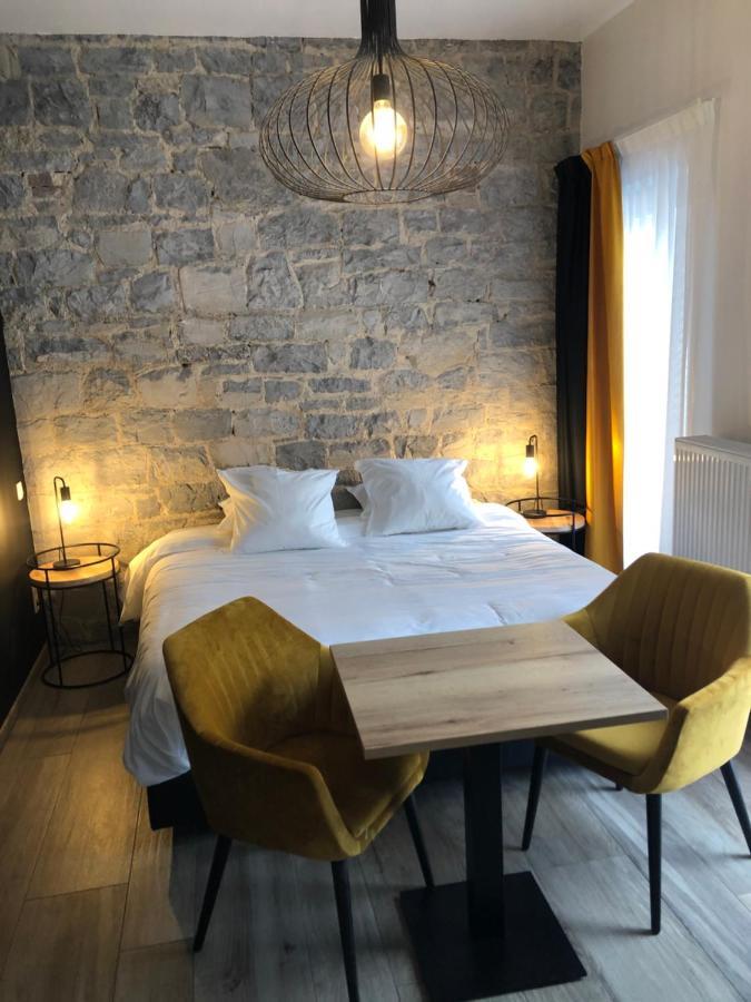 Le Durbuysien Hotel Bagian luar foto
